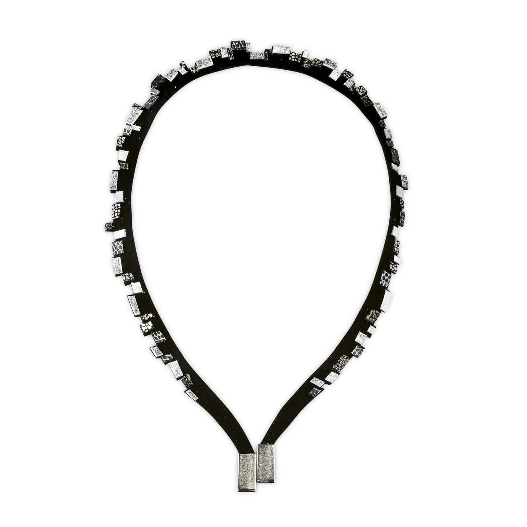 Gaia silver minimalistic leather necklace