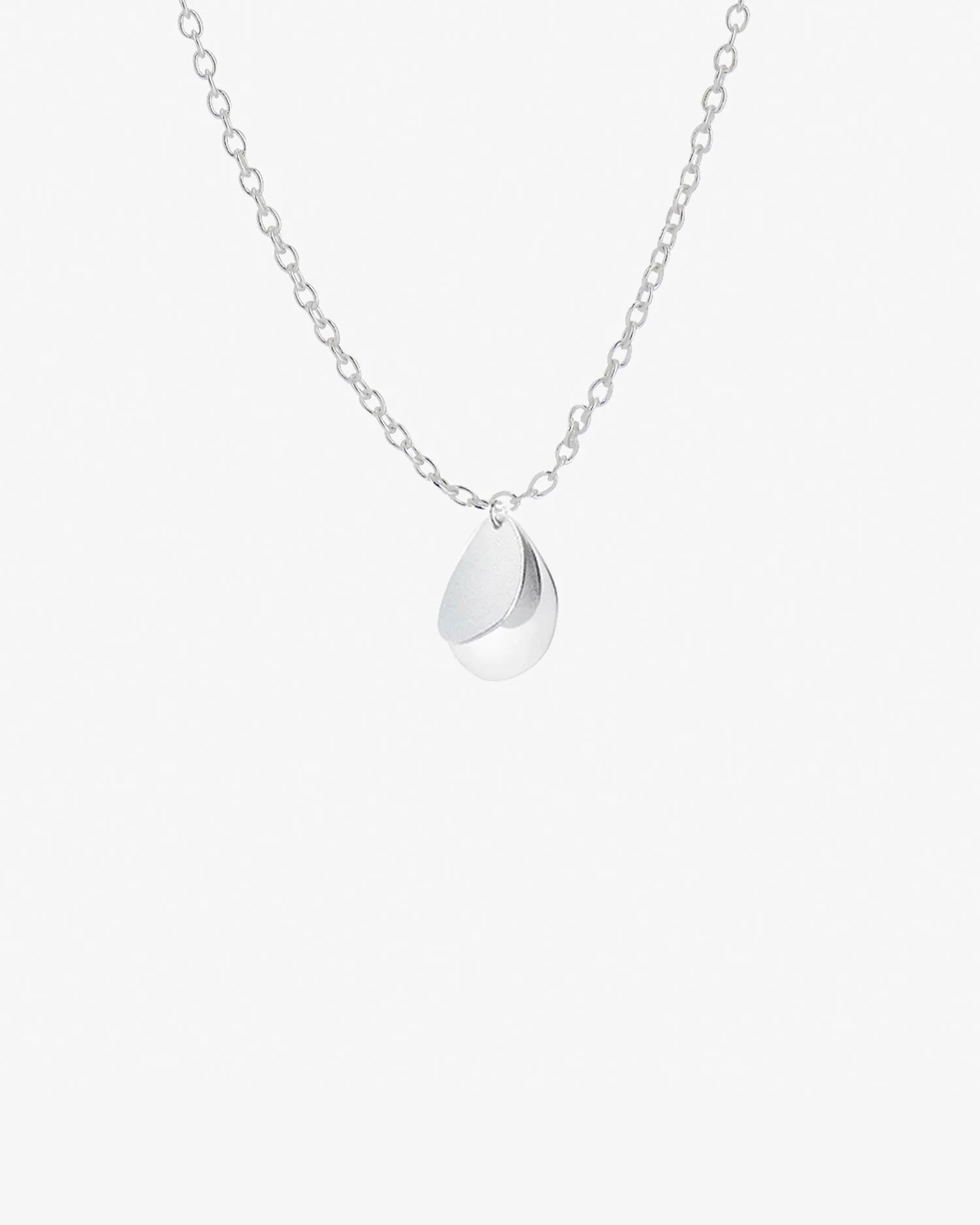 Lakeside drop necklace silver