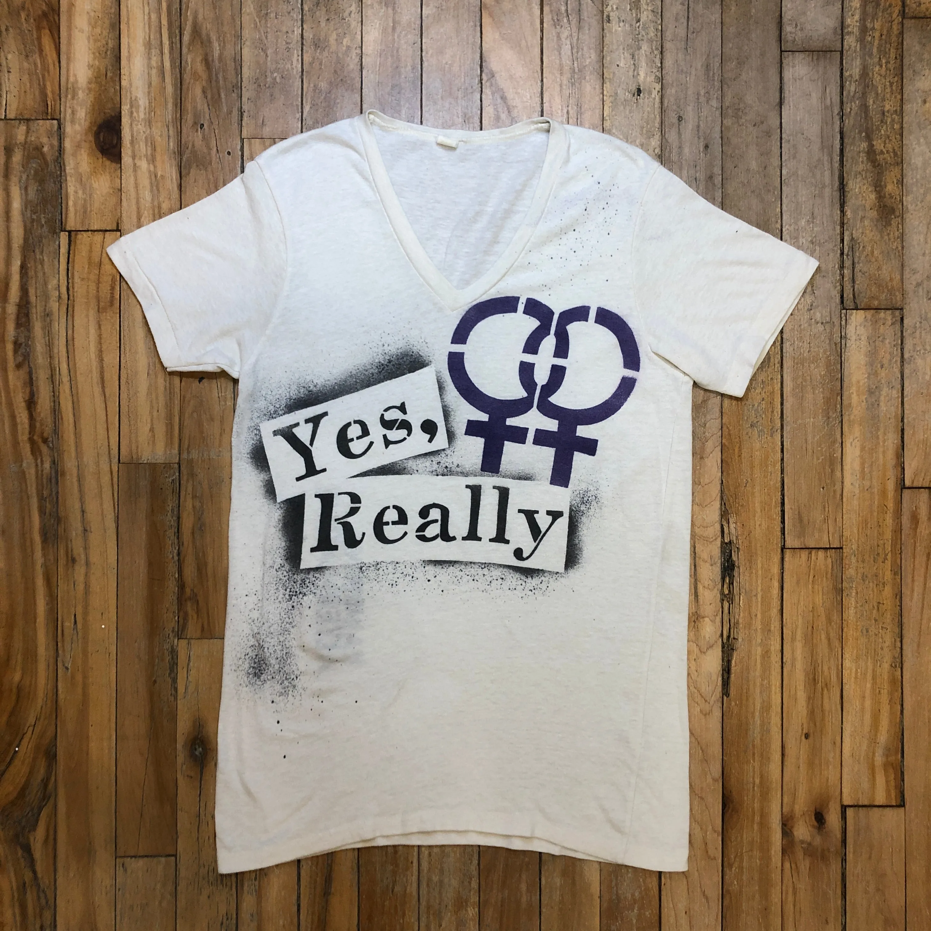 LGBT "Yes, Really" Rainbow Alternative Single Stitch Vintage Graphic V-Neck T-Shirt Size Small