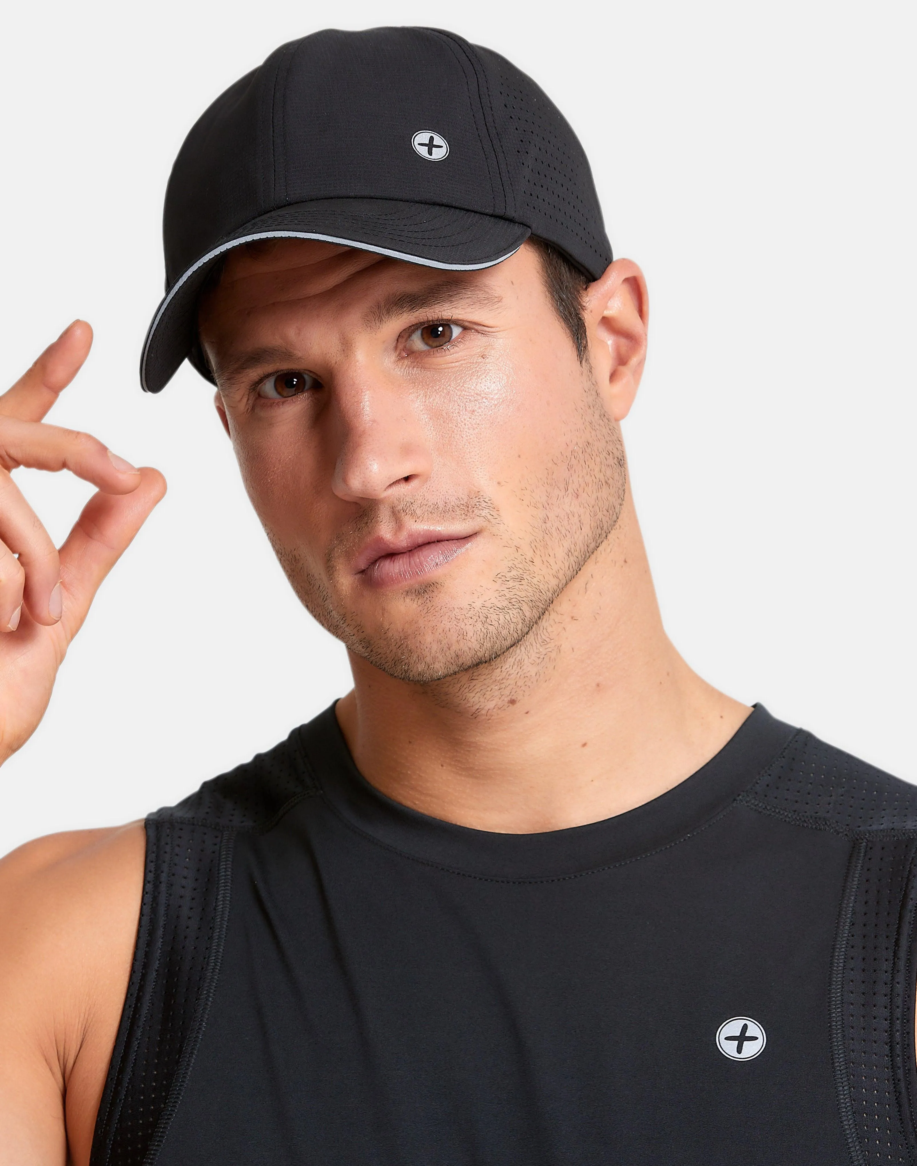 Mesh Rec Running Cap in Jet Black