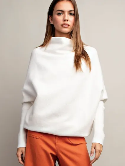 Minnie Dolman Sweater in Off White