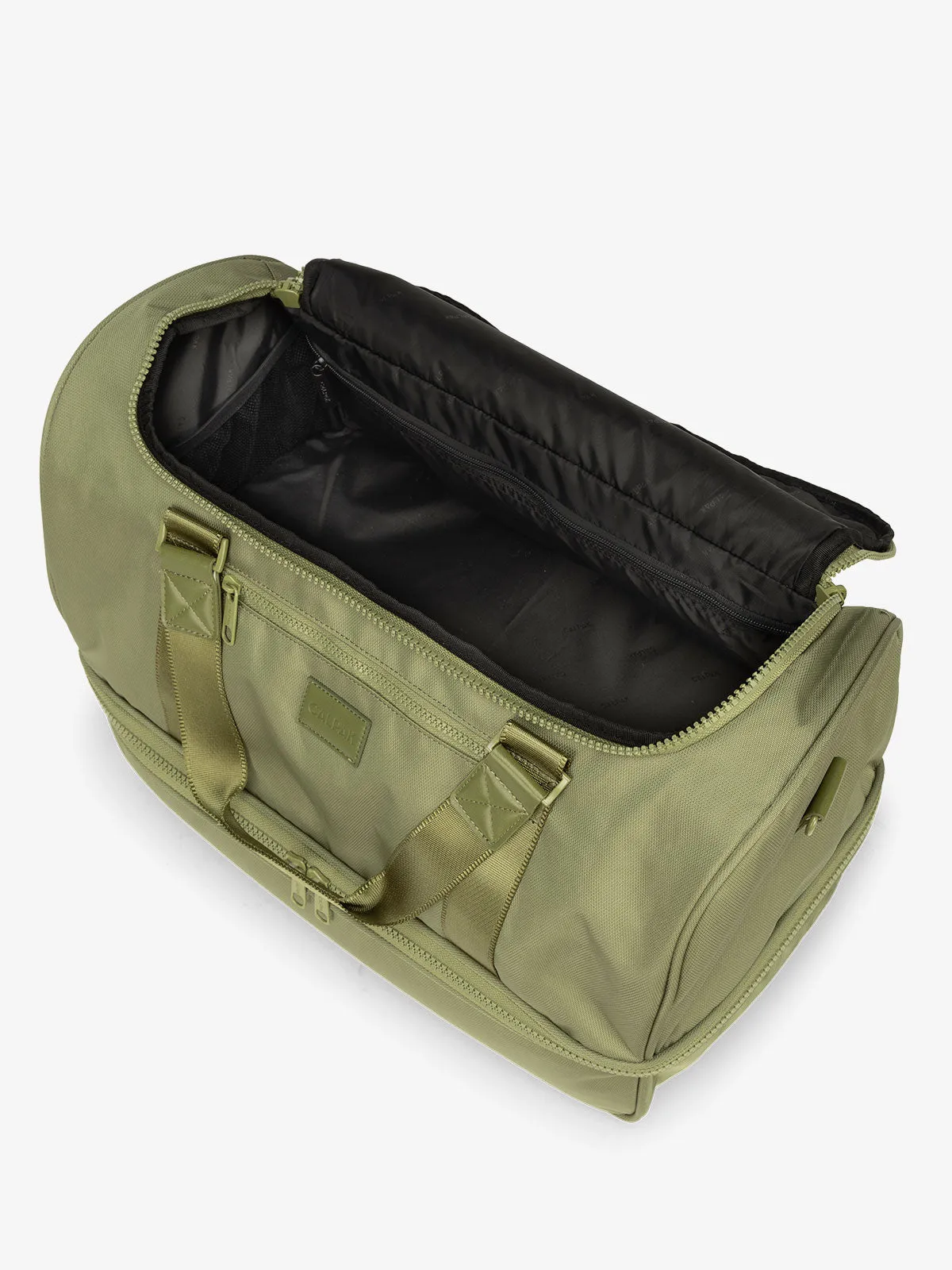 Stevyn Duffel Bag with Shoe Compartment