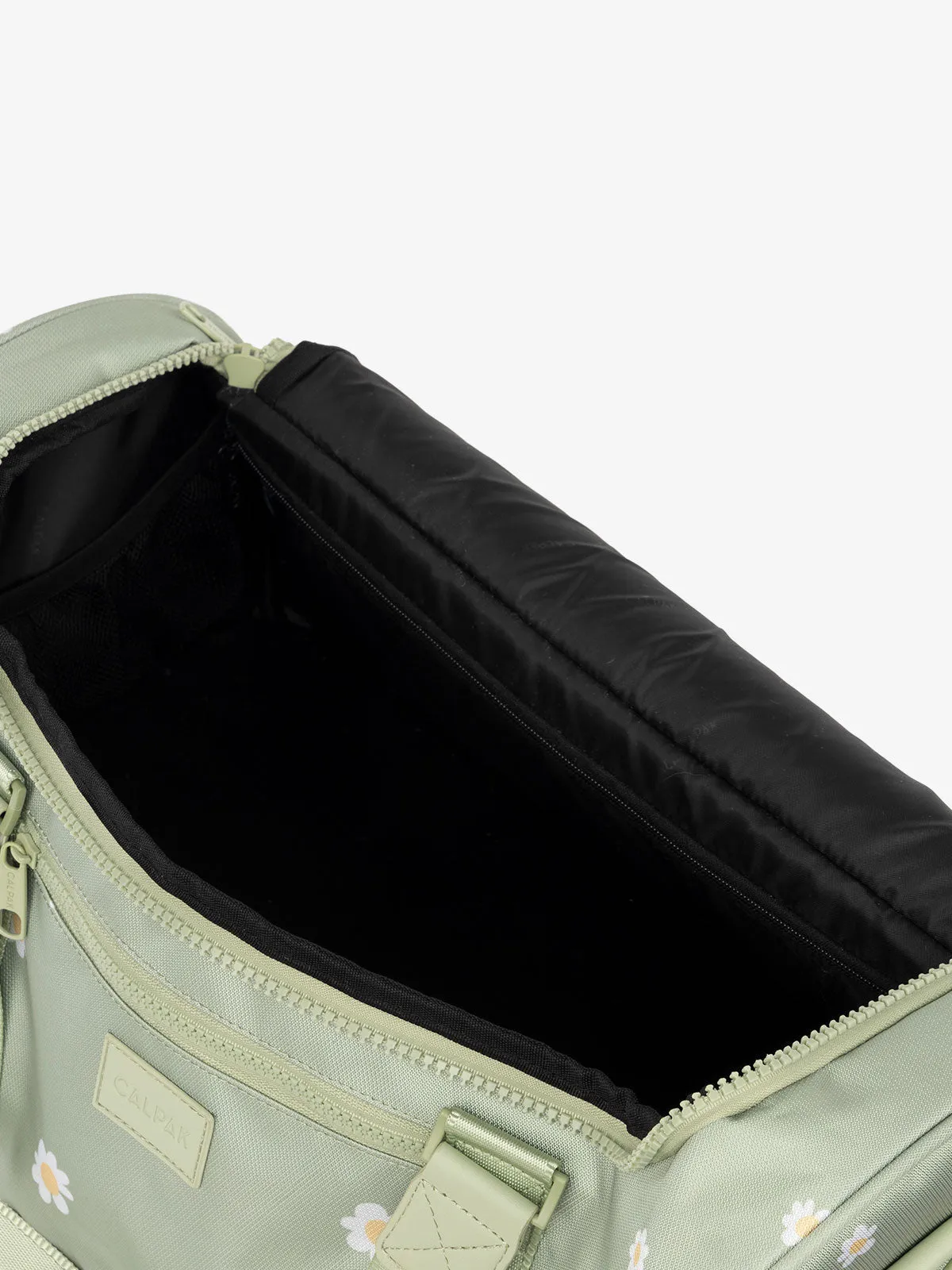 Stevyn Duffel Bag with Shoe Compartment