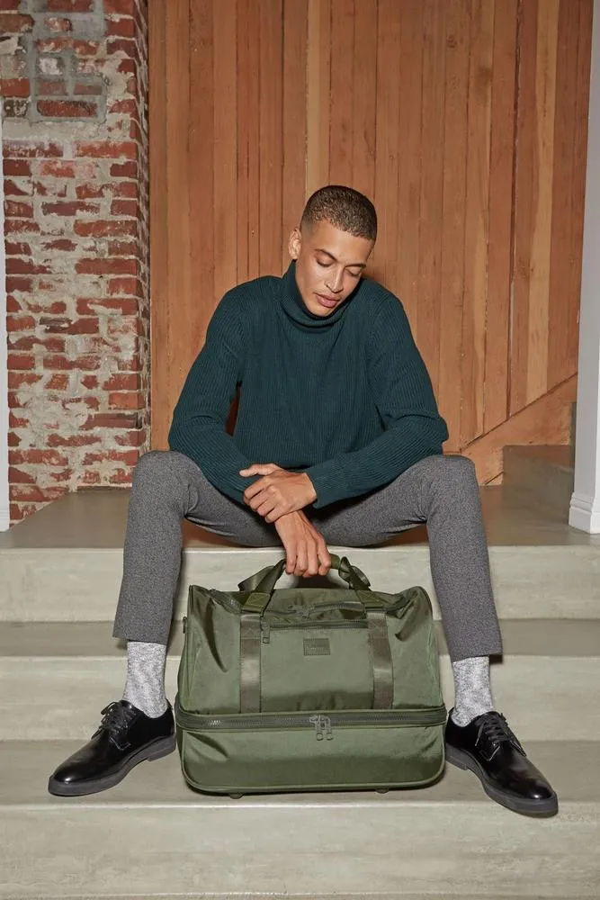 Stevyn Duffel Bag with Shoe Compartment