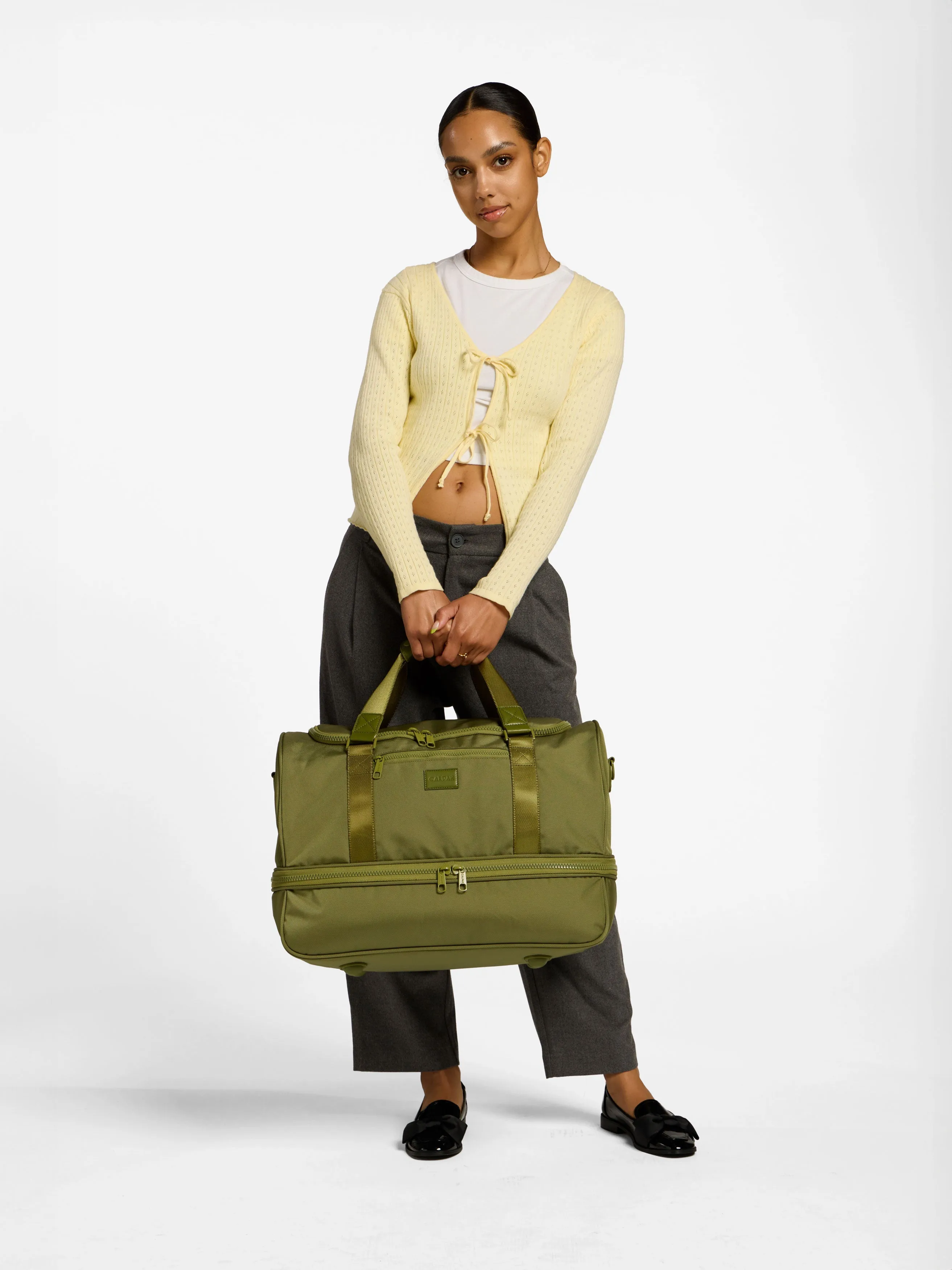 Stevyn Duffel Bag with Shoe Compartment