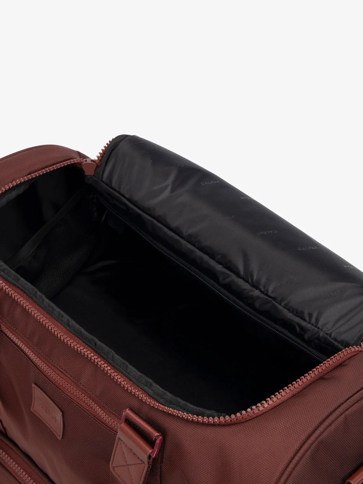 Stevyn Duffel Bag with Shoe Compartment